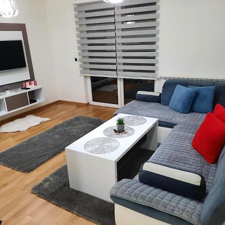 Apartman Bulevar Sarajevo - Free Parking Εξωτερικό φωτογραφία
