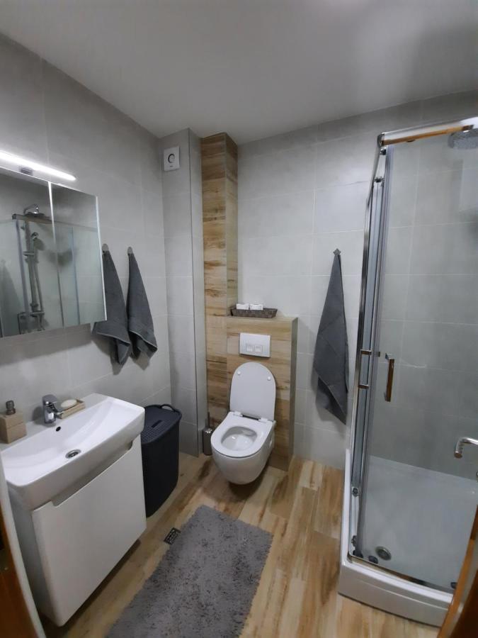 Apartman Bulevar Sarajevo - Free Parking Εξωτερικό φωτογραφία
