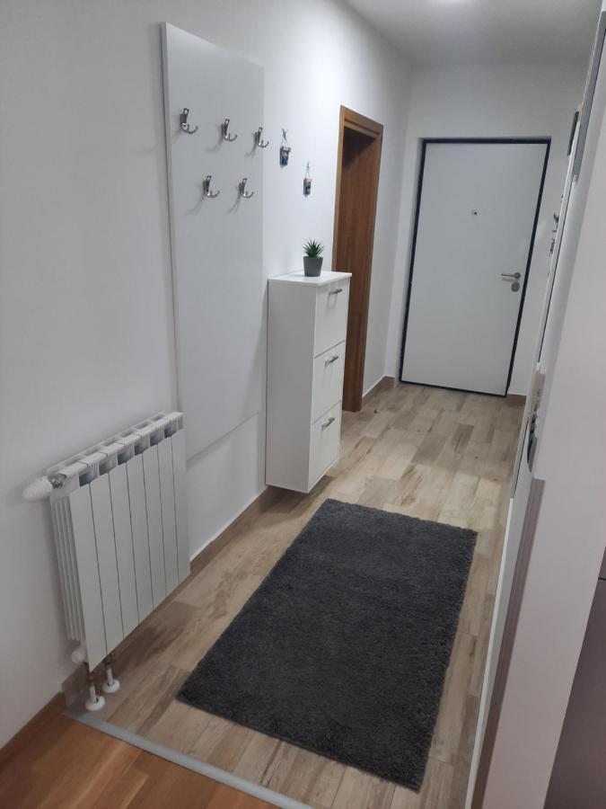 Apartman Bulevar Sarajevo - Free Parking Εξωτερικό φωτογραφία