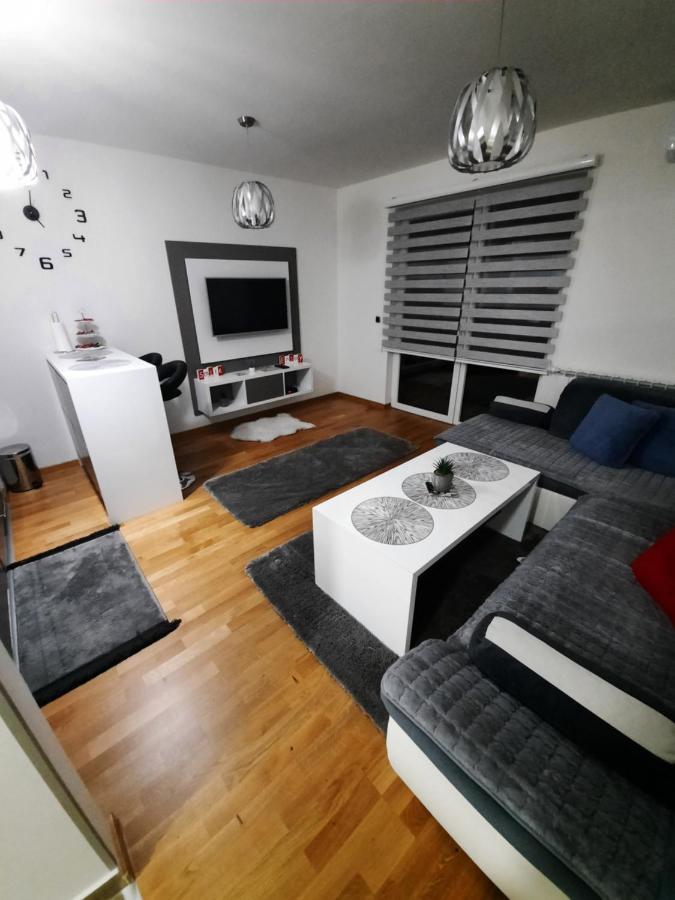 Apartman Bulevar Sarajevo - Free Parking Εξωτερικό φωτογραφία